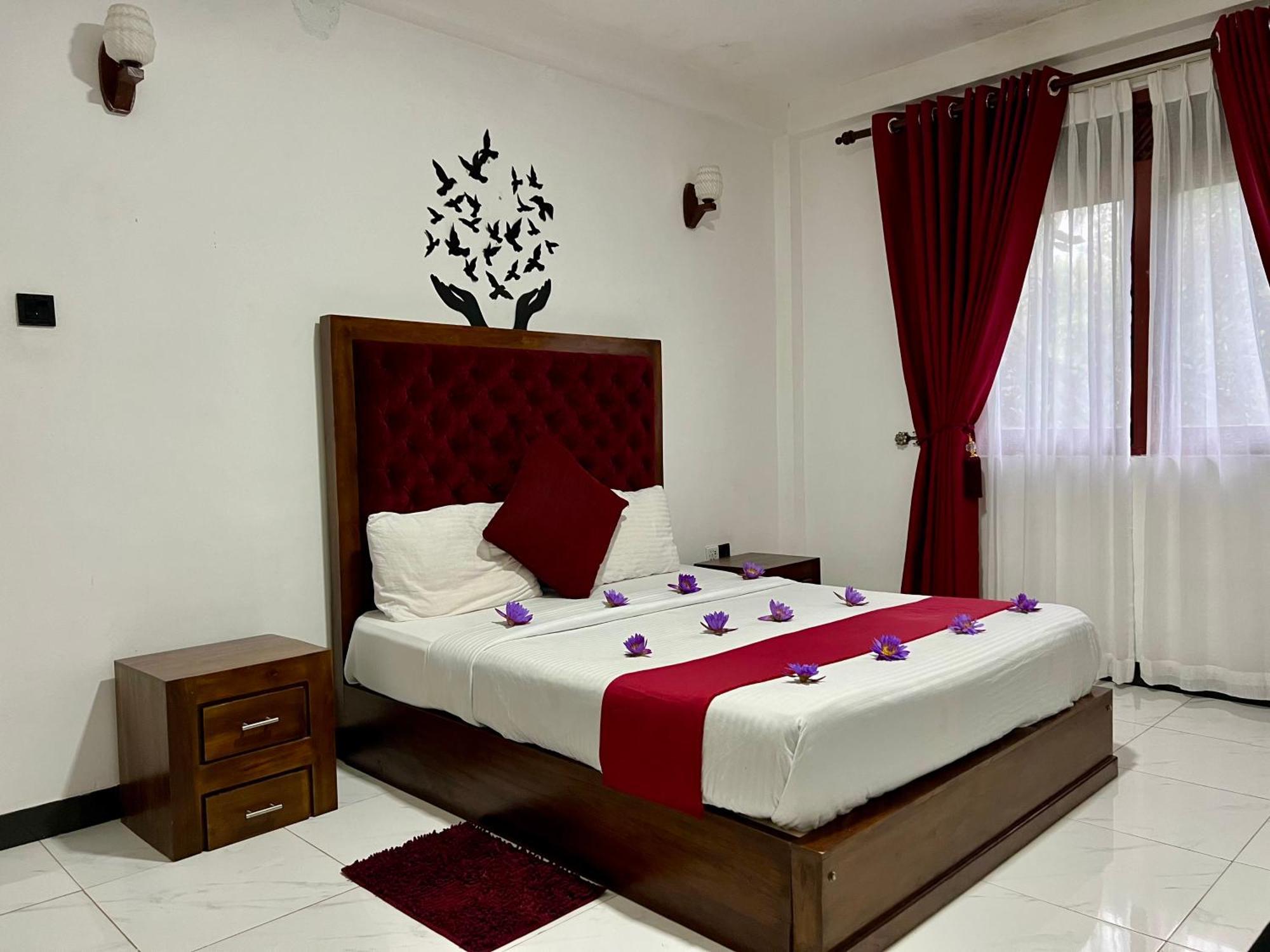 Heaven Breeze Hotell Kandy Exteriör bild