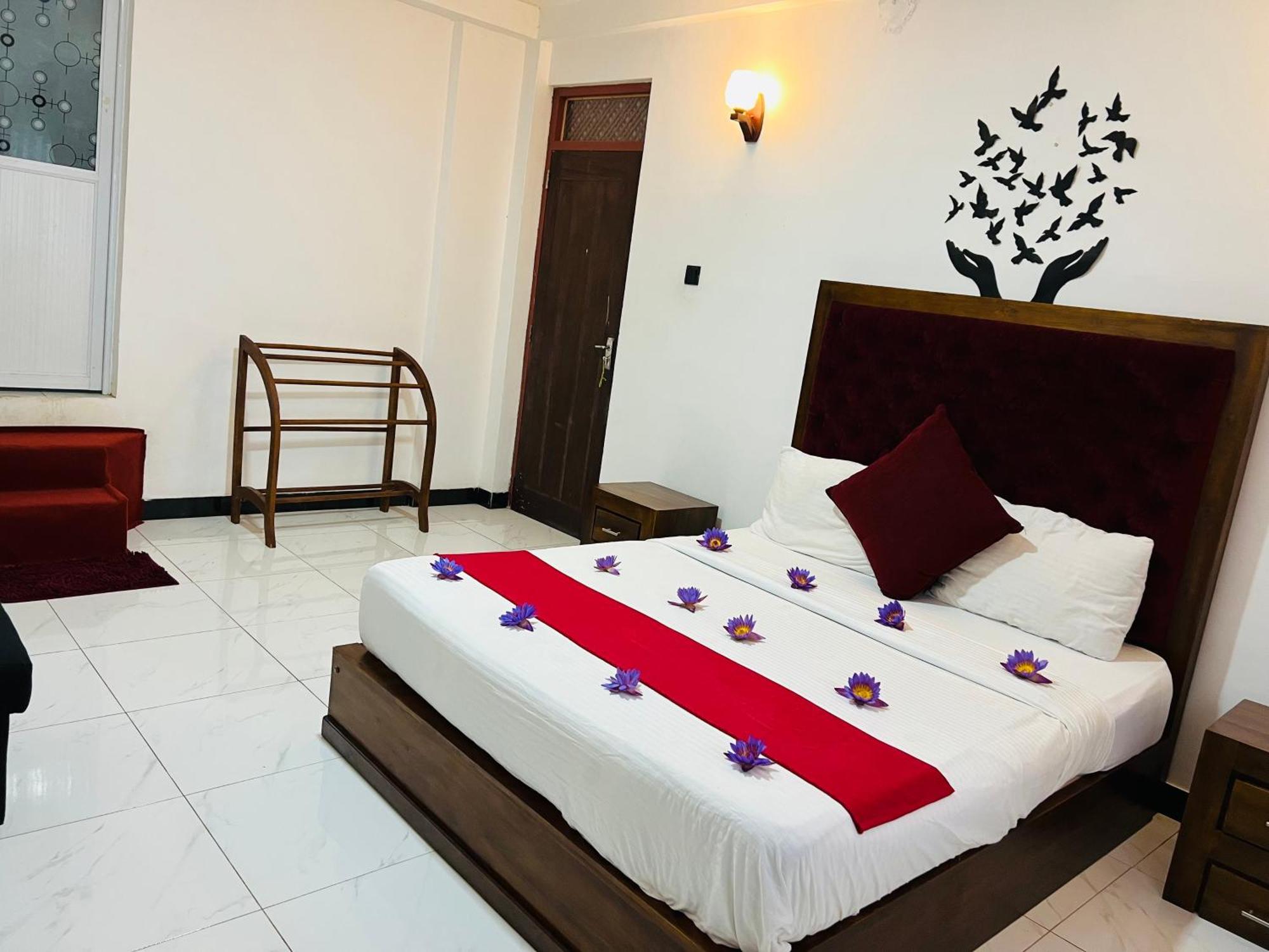 Heaven Breeze Hotell Kandy Exteriör bild