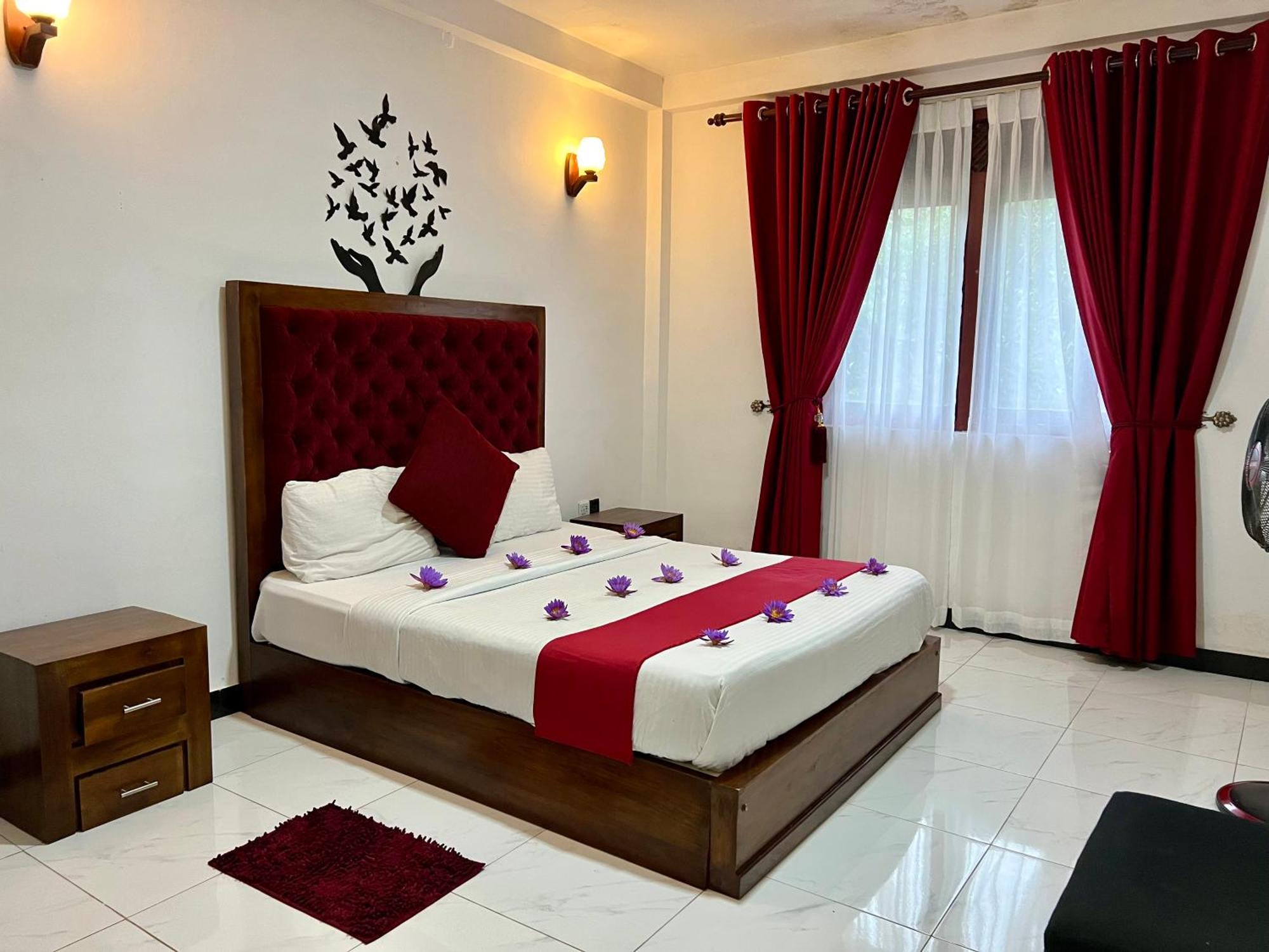 Heaven Breeze Hotell Kandy Exteriör bild
