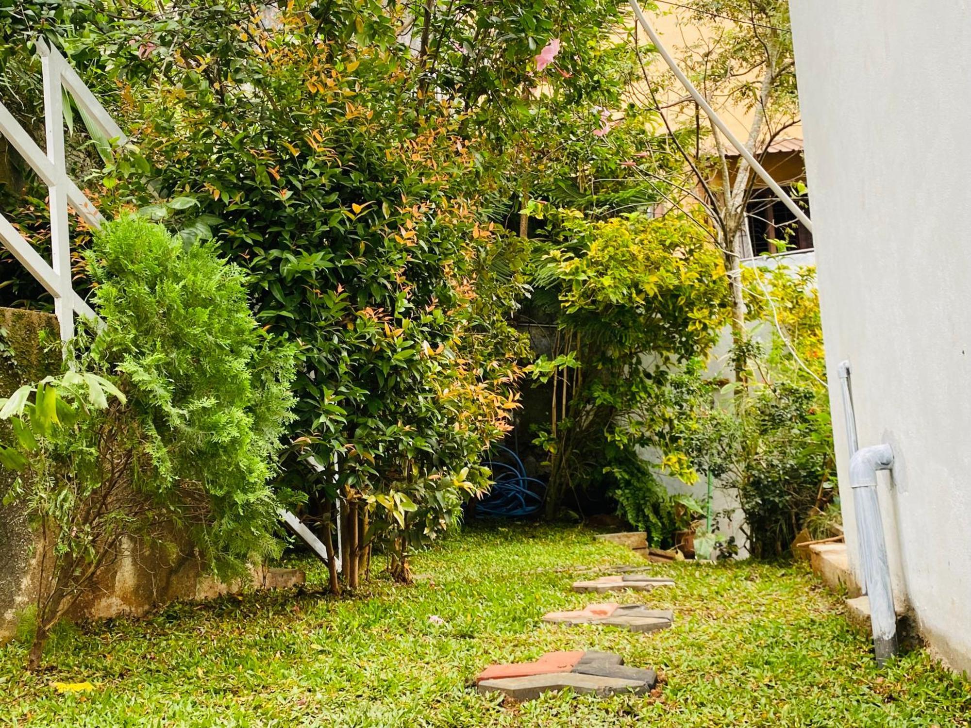 Heaven Breeze Hotell Kandy Exteriör bild