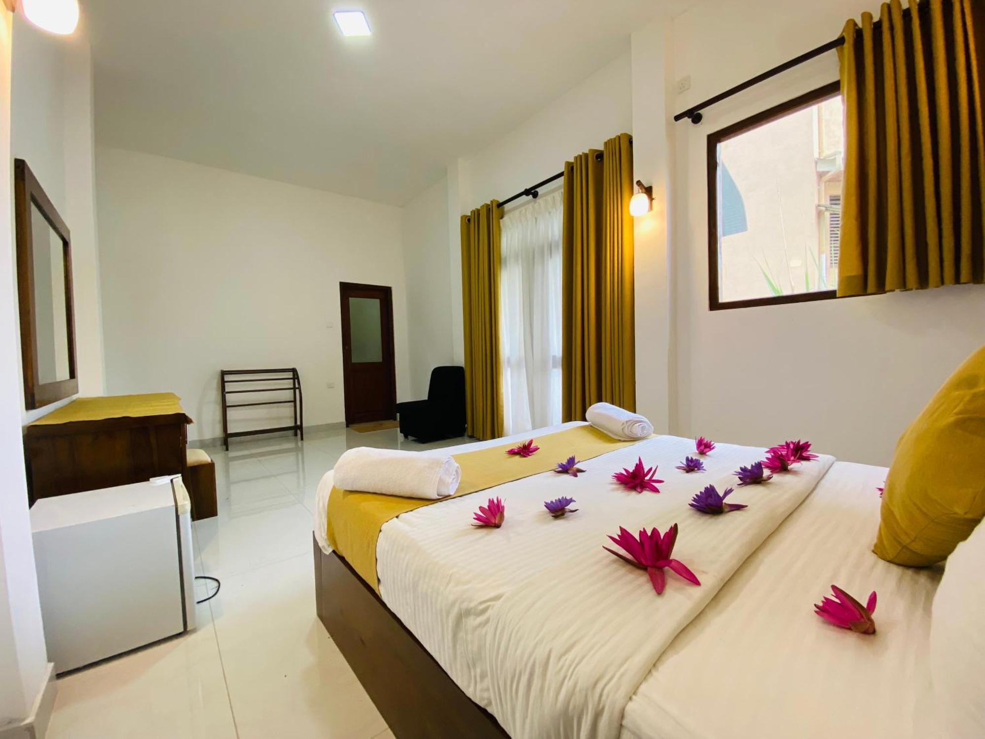 Heaven Breeze Hotell Kandy Exteriör bild
